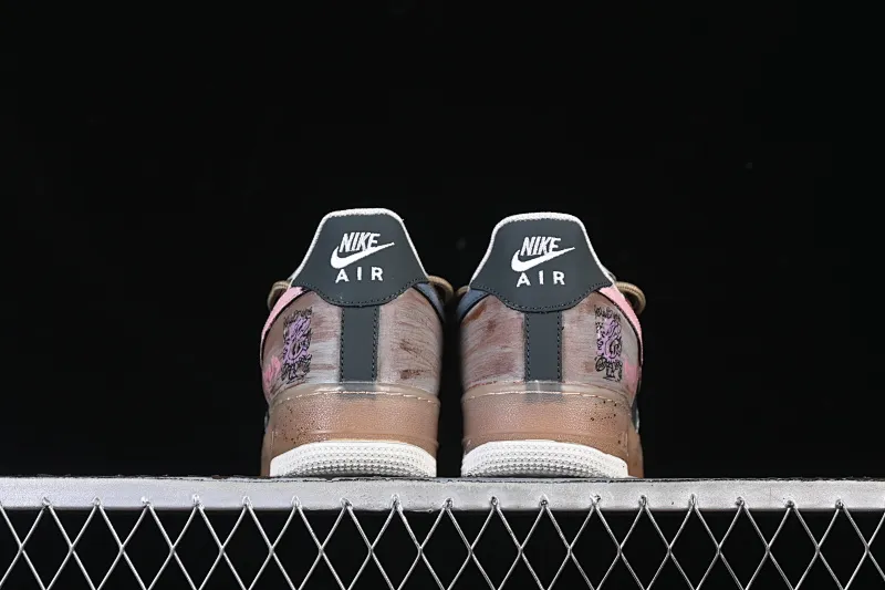 All categories Nk Air Force 1 Air Force series Nk Air Force 1 Low Air Force low-top Nike Air Force 1'07 Low "Mist Powder Diary" Hand-painted graffiti Mist powder diary Air Force 1 low-top casual sneakers CW1888-680